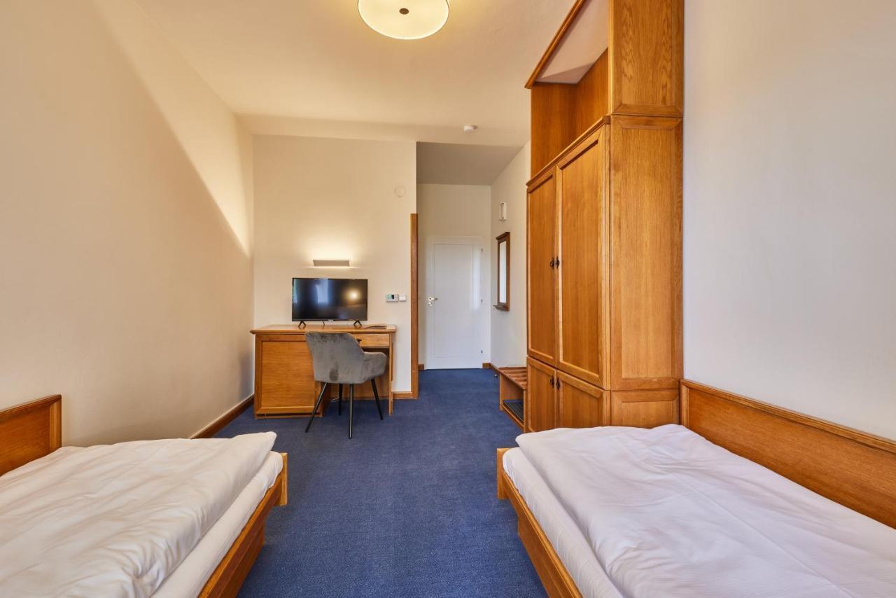 Hotel Auri Rudník Esterno foto
