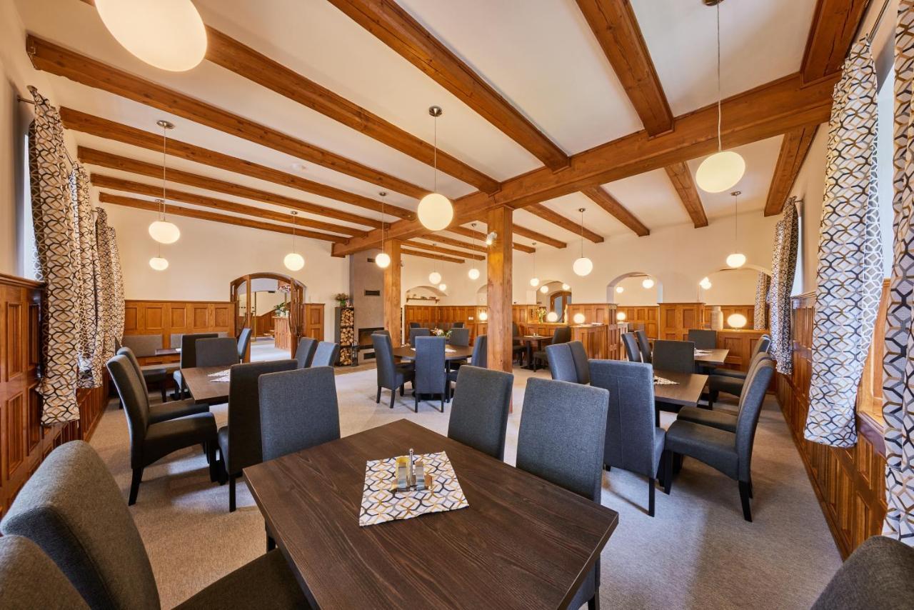 Hotel Auri Rudník Esterno foto